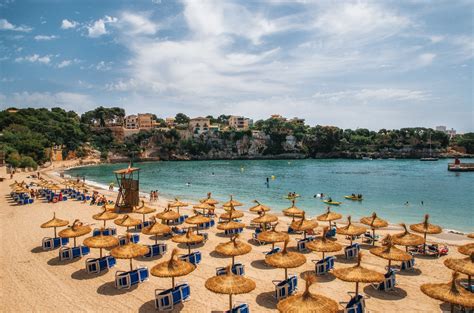 Holidays to porto cristo  Group holidays - £25 off per person - £25 off per person for groups of over 10 passengers on one booking, minimum spend £2,000 per booking based on the total price 